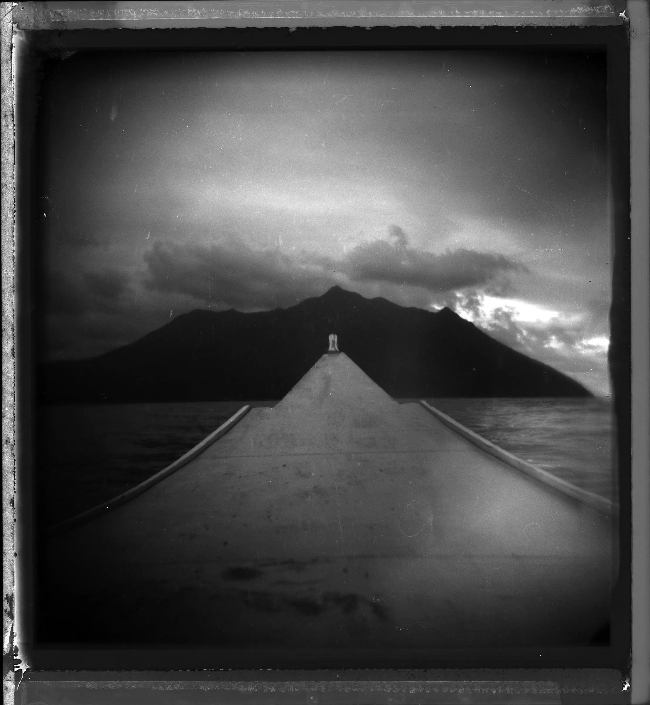 Polaroid 85 · No. 06